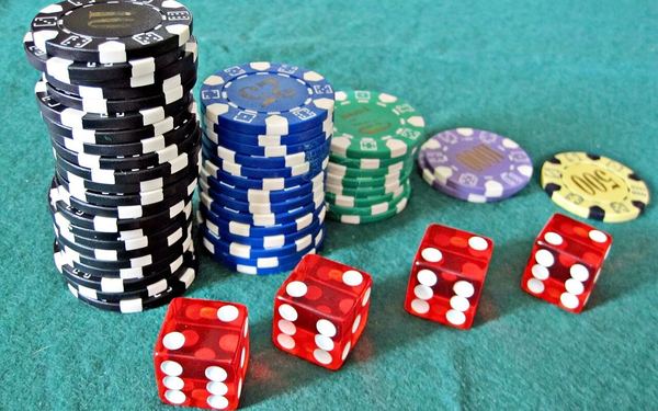 Dice at Casino (5857260375)